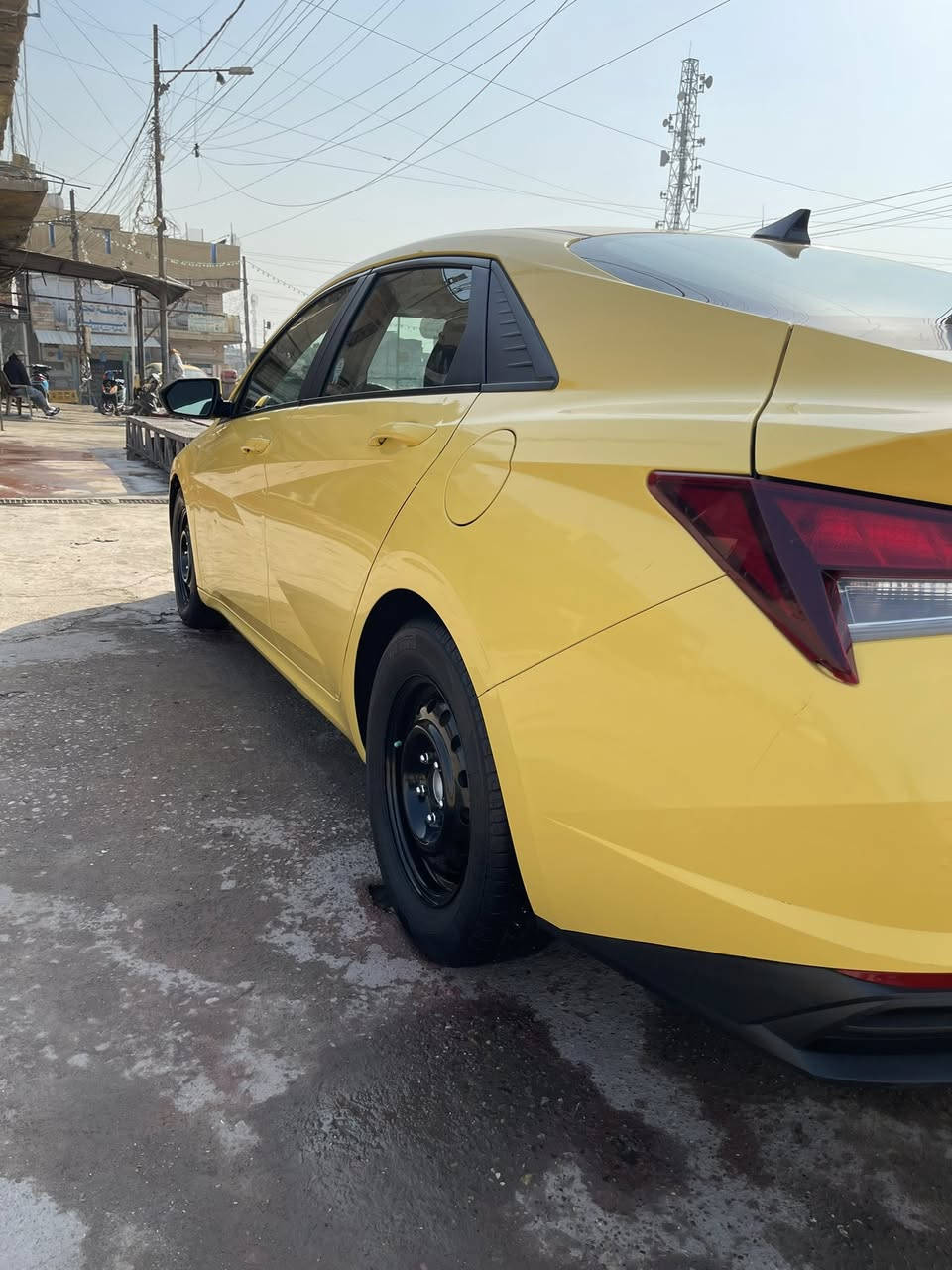 السلام عليكم
هينوداي النترا موديل 2021

محرك 2.0 

ماشية 48000

كير AT المرغوب 

السياره جديده ما مشتغله تكسي سونار موجود 

مكان السيارة بغداد دوشمه تخم تاير كله جديد للاستفسار الاتصال على الرقم *********** 

‭0788 295 9205‬
