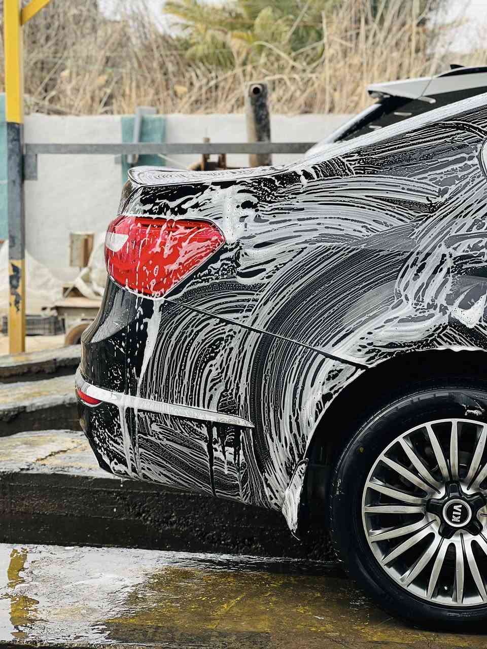 السلام عليكم
كيا كادنزا 

موديل2014 خليجي 

محرك 3500– 6 سلندر

رقم بغداد الجديد 
  

السيارة جاهزة من كلشي بدون اي نقص 

المواصفات✅ فول لفول

-تشغيل بصمة مع بصمة الابواب الامامية

داخل VIP 

-انارة بالمرايات والابواب الامامية

-كاميرا وحساسات خلفية

-بردة خلفية متحركة

تحكمات خلفيه تبريد مسجل 

-تبريد قطعتين

-تخم تاير جديد

-كشنات كهربائية جلد تدفئه

-لد امامي وخلفي

-تحكم كامل بالستيرن

-شفتات ستيرن رياضي

-نظام ترحيب 

-سماعات انفنتي 12 سماعة

-اشاير مري+شفط+مري اوتو مع البك

سايد برك بصمه

خزن ميمري

فتحه طكتين بنرامه   

وباقي مواصفات الكادينزا معروفه

**اخوان بل عافيه ع ياخذه السياره 

السياره جديده ومابيه اي عيب او نقص

***********
*********** واتساب
