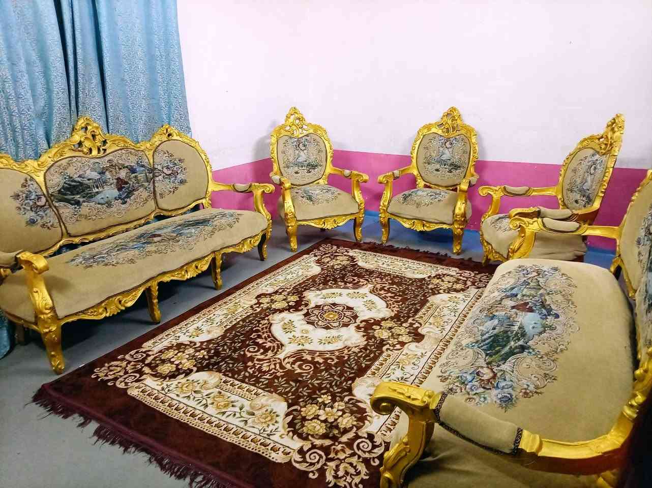 تخم ملكي زان مصري 9 مقاعد نظيف أخو الجديد العنوان كربلاء الامن الداخلي  السعر 375 للستفسار *********** يوجد توصيل بكروه
