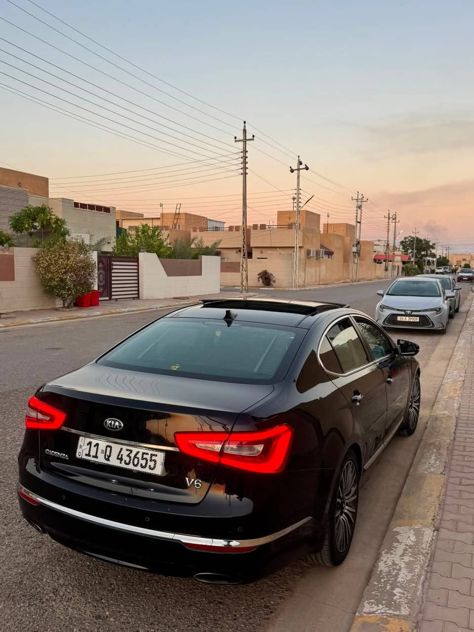 كـيـا كادنزا 2014 VIP Kia Cadenza
محركV6 3500 

المواصفات

كشنات تبريد وتدفئة 

السقف بانوراما

�️الكشن والاستيرن يرجع  تلقائي عند التشغيل والاطفاء

بصمة دخول+ بصمة ابواب + دخول ذكي

مري شفط مرايات قلاب مع الـ R

 تبريد مركزي 

ترحيب عند الأقتراب

كامره خلفيه

داخل ملكي اسود مطعم بالصاج 

حساسات 

تحكمات ستيرن جهتين 

ماسحات اوتوماتيك (حساس مطر للماسحات)

كروز سرعة

لايت LED 

بك لايت LED

ويل كروم + تخم تاير 

كشنات جلد كشنات الامامية كهربائية ميموري تدفئه وتبريد 

برده خلفيه كهربائية 

اضاءة المحيطية + انارة في الدوسات

شفتات ستيرن كير بالستيرن

هاندبريك بصمة 

نظام صوتي Infini‎ty
السياره قطعه وحده صبغ والسونار مرفق
مكان السياره صلاح الدين تكريت السعر 118 وبيها مجال 
***********
