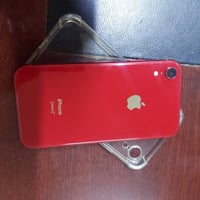 آيفون XR • ١٢٨ • نظيف