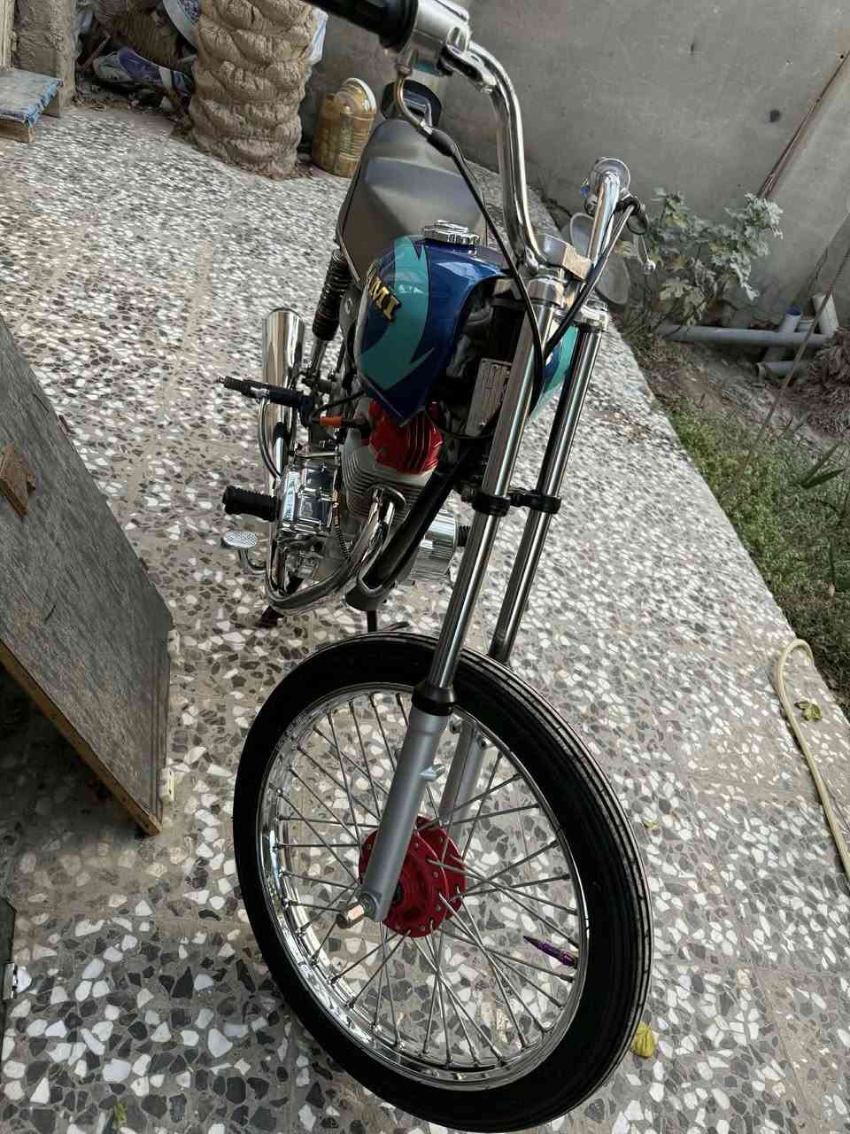 سلام عليكم دراجه نامه اوراق م21تعمير جديد فول نضافه كفاله عامه دراجه سعر خاص أو تصال *********** مو شراي لا تتصل رحمه لولديك 🌿
