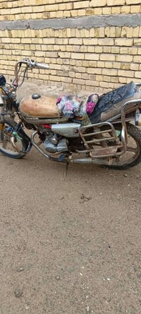 دراجه لبيع 130 وبيها مجال اورق اصولي  07881428137