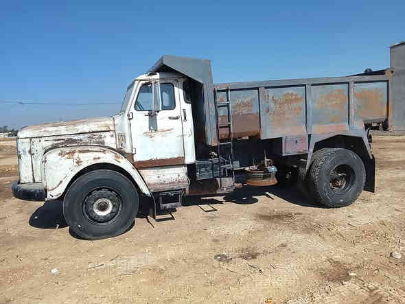 سكانا 111 موديل78 مكينه سوبر للبيع للاستفسار ***********
