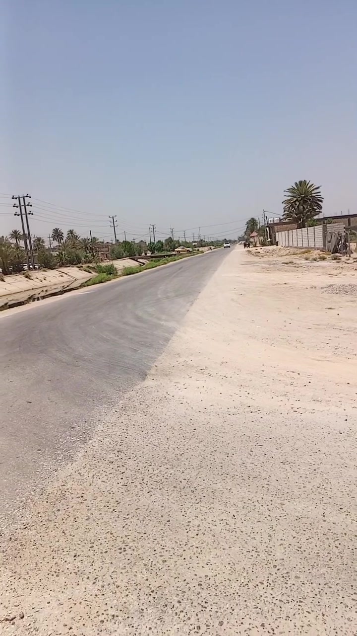 قطعه أرض مساحه 200متر بيه رفت  شغل درجه اولى سعر 27مليون ***********
