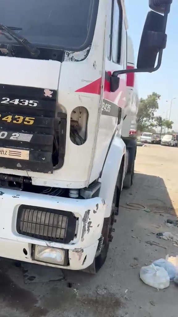 إسلام عليكم البي البيع موديل 96 سياره جاهزه وكامله من كلشي رقم أنبار مكيله وكامله حموله 20الف لتر تانكي فافون الاستفسار اتصال ***********مكان السياره بغداد
