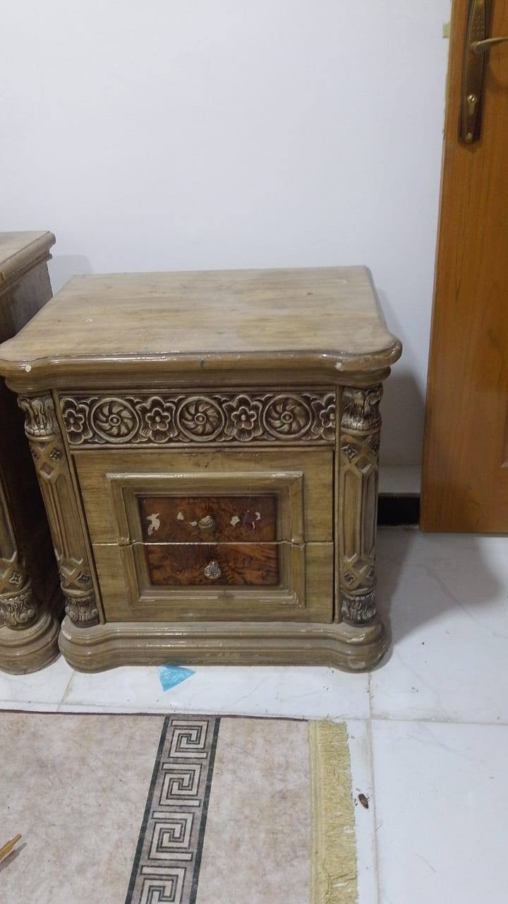 رسلام عليكم غرفه تركيه مستعمله للبيع السعر 400 أو بيها مجال ول ماعده يراسلني أو يدلل *********** نجف
