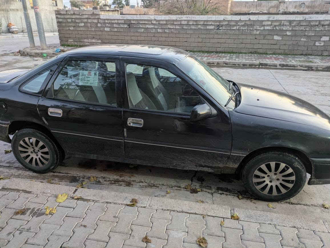 ؤبل فيكترا مؤديل 91گيرو مه كينه و گه ر مو كاره بايي به شه رت ئترمي بلاستيكي سليماني بئ ده عم و ليدان زؤر جوانو توندو تؤله سعري 27معامه له ژم ته له فون *********** Iran
