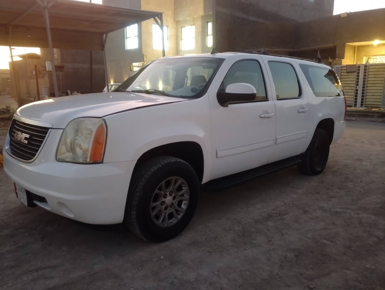 السلام عليكم
يوگن مستعجل على بيعتها
رقم بغداد سنوية 2027 مصفره 
مكان السيارة بصرة
مكينه و كير  خير من الله
حادث مدكر وبنيد للاستفسار الاتصال 
***********
السعر 105 بيه مجال بسيط للشراي
