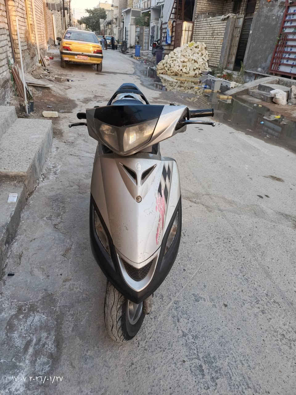 السلام عليكم دراجه ماكس 140,مكينه خير من الله تايرات جددد كهربائيات كلها شغالة قفل صندوك قفل قبق بانزين اوراق منفيس كامل
حتى كيج بانزين كيلو متر شغال مكاني بغداد الشعلة   350 وبيه مجال  
***********  شغالة سلف وهندر
