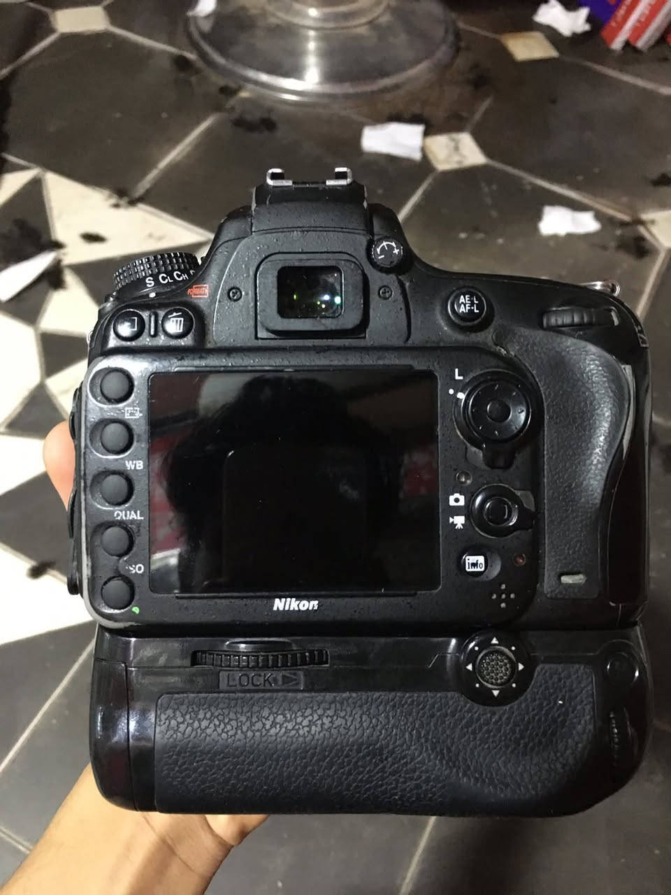 كامره نيكون 610فول فريم لل مراوس شعندك كامره نزل واذا عندك كامره فول افريم انطيك فرق


**إذا كنت صاحب هذا الإعلان وتريد حذفه لأي سبب، رجاءا أرسل رسالة إلى الدعم الفني**