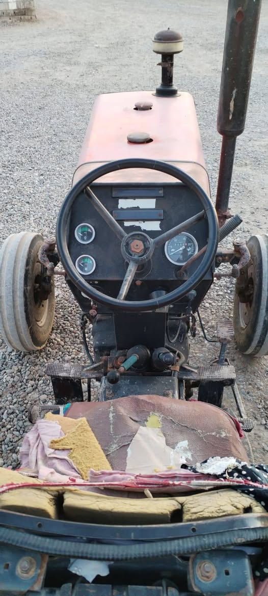 سلام عليكم تنكترتركي موديل ٢٠٠١ كتاب زراعي  صرف مابي السعر ١٢٥،$ وبي مجال بصيط ***********
