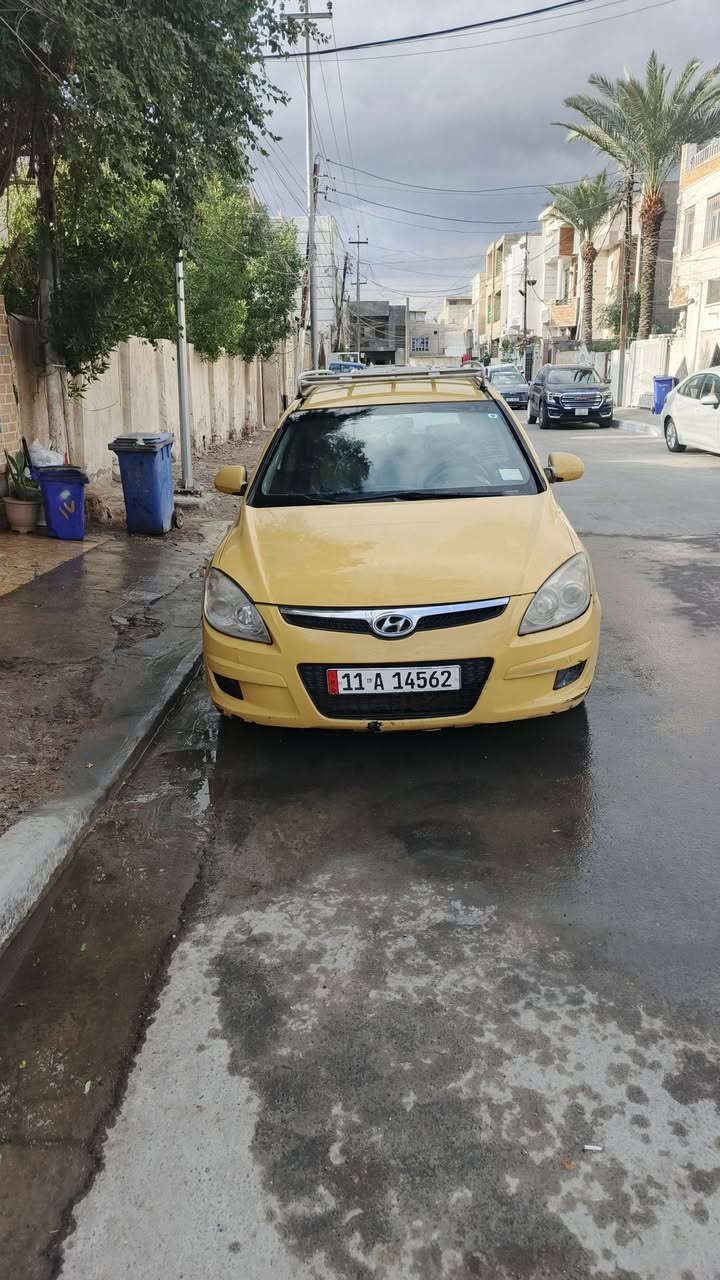 السلام عليكم للبيع النترا ٢٠١١ مقدس رقم بغداد بسمي  مكينه ٢٠٠٠ دوش جديد قبل شهر شديته كيره جديد صار ٤اشهر من شادينه السياره حادثه نص قبق الصندوك بجم كبس لغود شواصي مكفوله كهرائيات كله مكفوله تبريد شغال السعر ٨٠ ورقه وبيه مجال بصيط للستفسار*********** بغداد  الطالبيه
