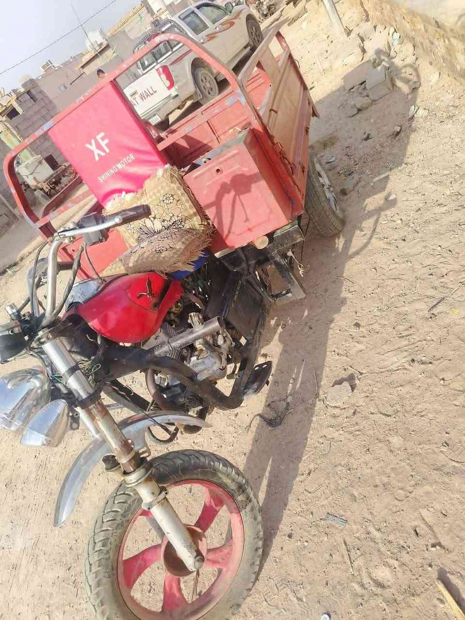 ستوته للبيع موديل 17 أوراق استنساخ محرك نضيف كهربائيات شغاله مكان نجف خان النص السعر 750 وبيها مجال اتصال ***********
