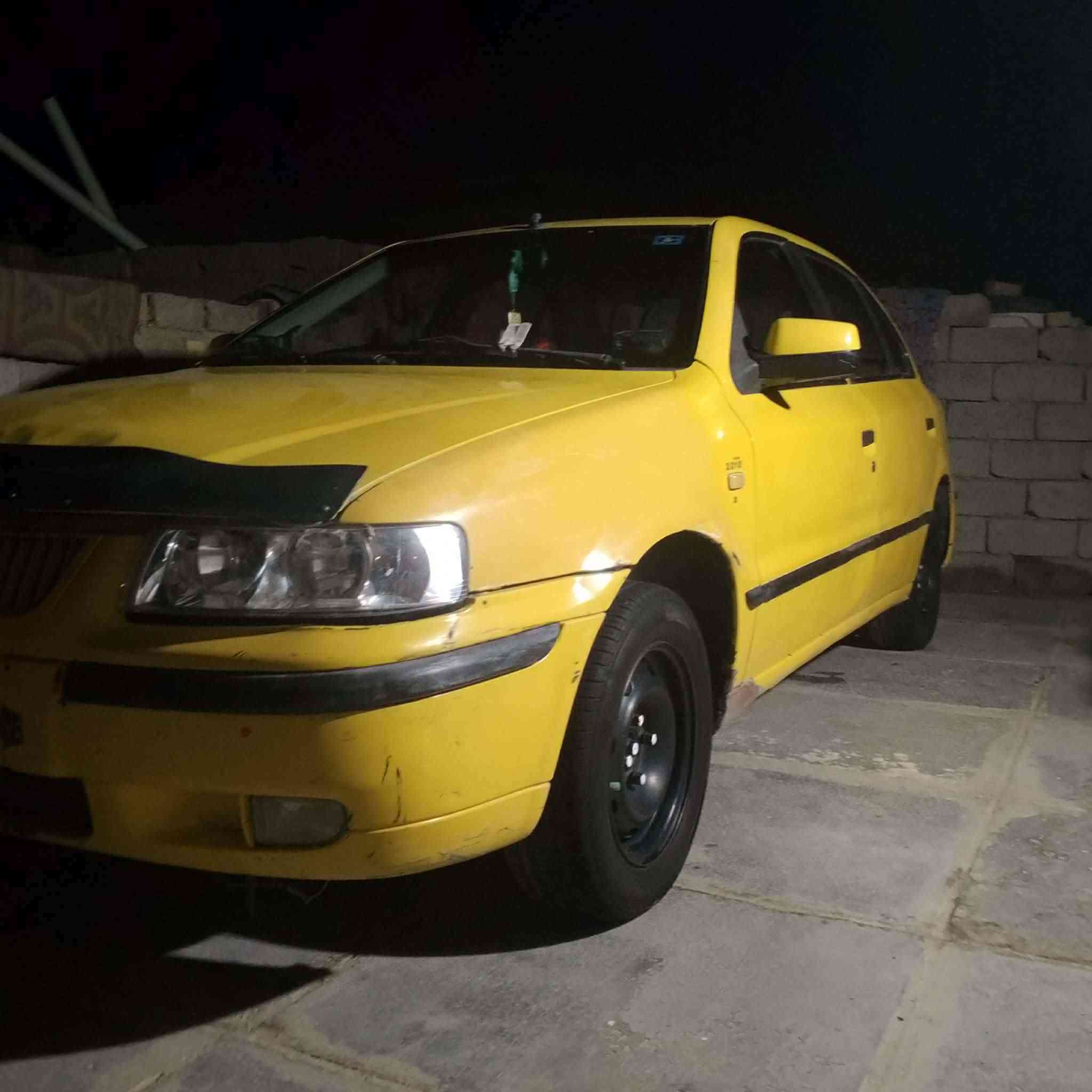 ياالله السلام عليكم سمند موديل 2010 بيها باب خلفي مرجع بارد  كير مكينه حداديه تايرات كله جديد سنويه 2028  هيه مطلوبه وتسديدها عليه غرامات مصفره كهربائيات كلها شغاله السعر 29 وبيها مجال للشراي ويدلل مكاني الديوانيه البدير  ***********
