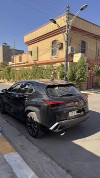 يو اكس 250h • ٢٠٢٣ • هايبرد فول مواصفات