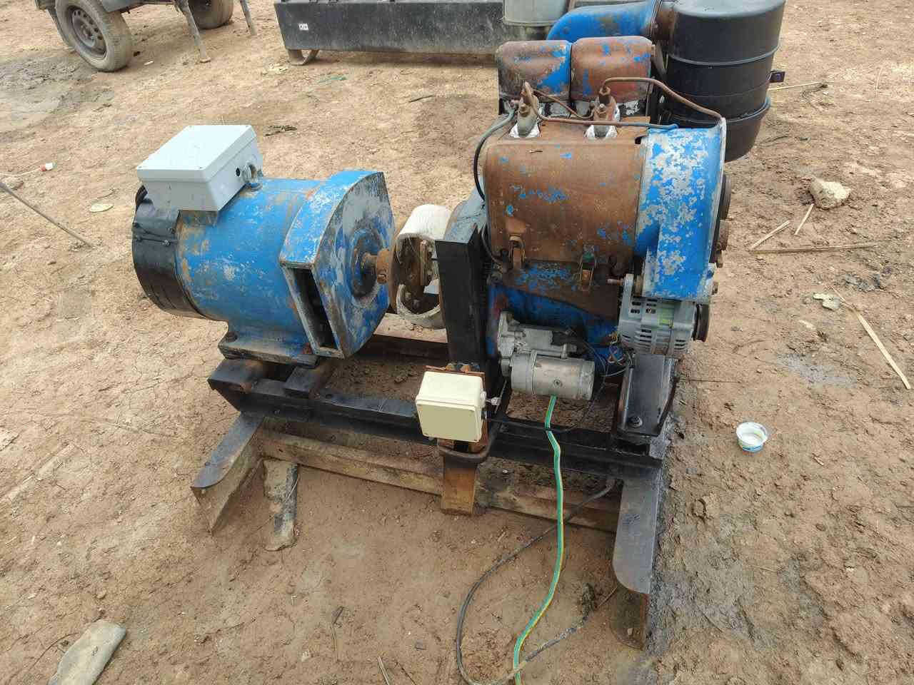 للبيع مولد دويز الماني ابو الصاروخ توليد 15 كيفي شغال لا صرف ولا بخار السعر 12 للاتصال ***********
