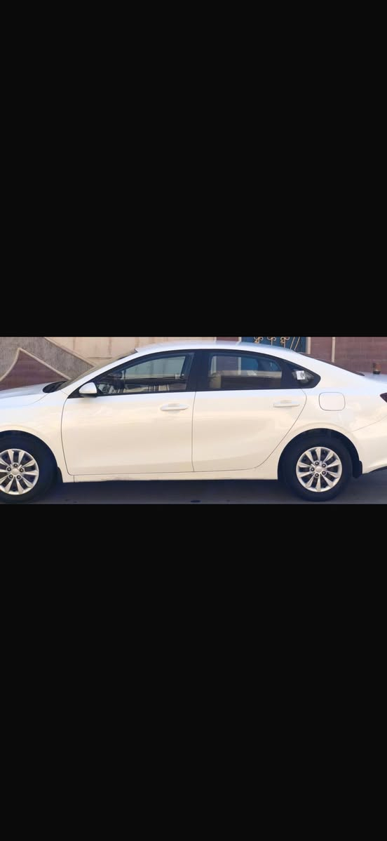 سيراتو مديل 21 السياره كفاله عامه سياره ماشيه 90 سياره كلش نظيفه خم تاير جديد حداديه جديده باتري جديد تبريد ثلج رقم اربيل 
السعر 155
***********
