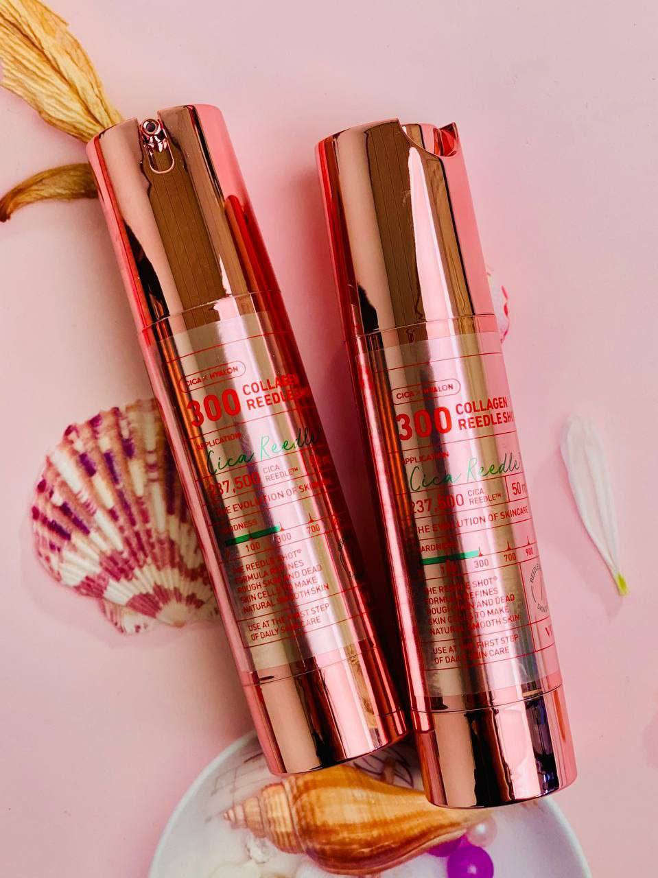 ✨سيروم في تي كوزمتيكس كولاجين ريدل شوت 300 (VT Cosmetics Collagen Reedle Shot 300) منتج للعناية بالبشرة مصمم لتعزيز امتصاص المكونات النشطة وتحسين مرونة البشرة. يستخدم تقنية الإبر الدقيقة (microneedles) للمساعدة في اختراق المكونات بعمق أكبر في الجلد.
✅ والفوائد الرئيسية:-
✔️ يحتوي السيروم على "Cica Reedle"، وهي إبر دقيقة مشتقة من السيليكا، تخلق قنوات دقيقة مؤقتة في الجلد لتعزيز تغلغل المكونات النشطة، مثل الكولاجين، بشكل فعال.
✔️ تساعد المكونات الرئيسية مثل الكولاجين منخفض الوزن الجزيئي (500 دالتون) ومستخلص بروتين الحليب وفيتامين E على شد البشرة المترهلة وتحسين مرونتها، مما يمنحها مظهرًا أكثر امتلاءً وحيوية.
✔️ يعمل على تنعيم سطح البشرة وتقليل ظهور الخطوط الدقيقة والتجاعيد، كما يساعد في تقليل مظهر المسام.
✔️ التركيبة غنية أيضًا بمركب "Cicahyalon" (المكون من مستخلص السينتيلا اسياتيكا وثلاثة أنواع من حمض الهيالورونيك) لتهدئة البشرة وتوفير ترطيب عميق وتقوية حاجز البشرة..
#الاصلي المنشأ كوريا 🇰🇷💯

🚘 يوجد خدمة توصيل لجميع محافظات العراق ٤ 🚘


**إذا كنت صاحب هذا الإعلان وتريد حذفه لأي سبب، رجاءا أرسل رسالة إلى الدعم الفني**