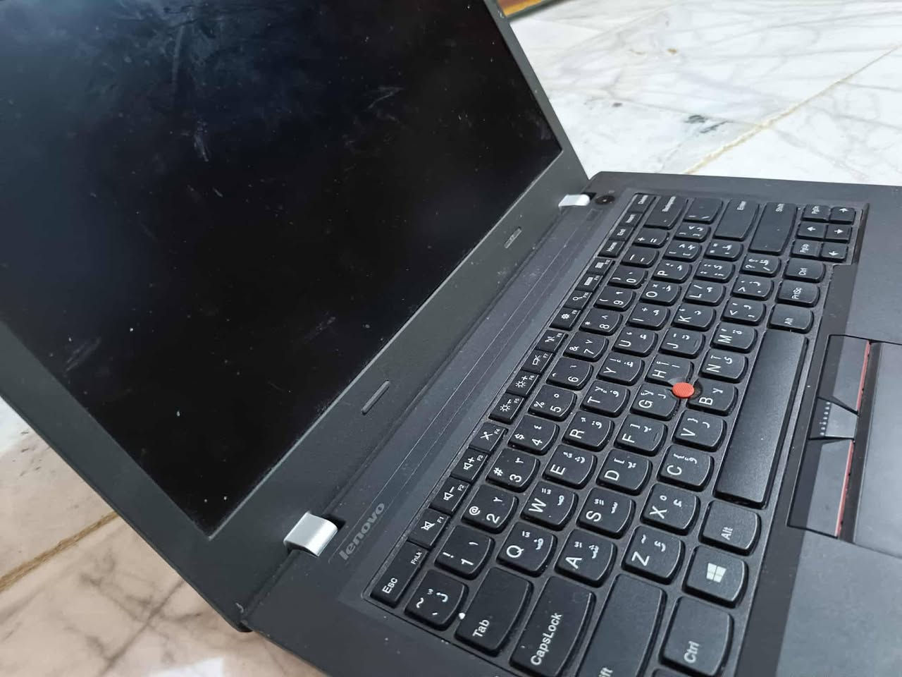 سلام عليكم 
Lenovo ThinkPad (لينوفو ثينك باد). لابتوب حاسبة
نظيفة ومرتبة يجي وياها مأوس وحقيبة ستخدام قليل 
مكان سوق الشيوخ. السعر 150وبيها مجال


**إذا كنت صاحب هذا الإعلان وتريد حذفه لأي سبب، رجاءا أرسل رسالة إلى الدعم الفني**