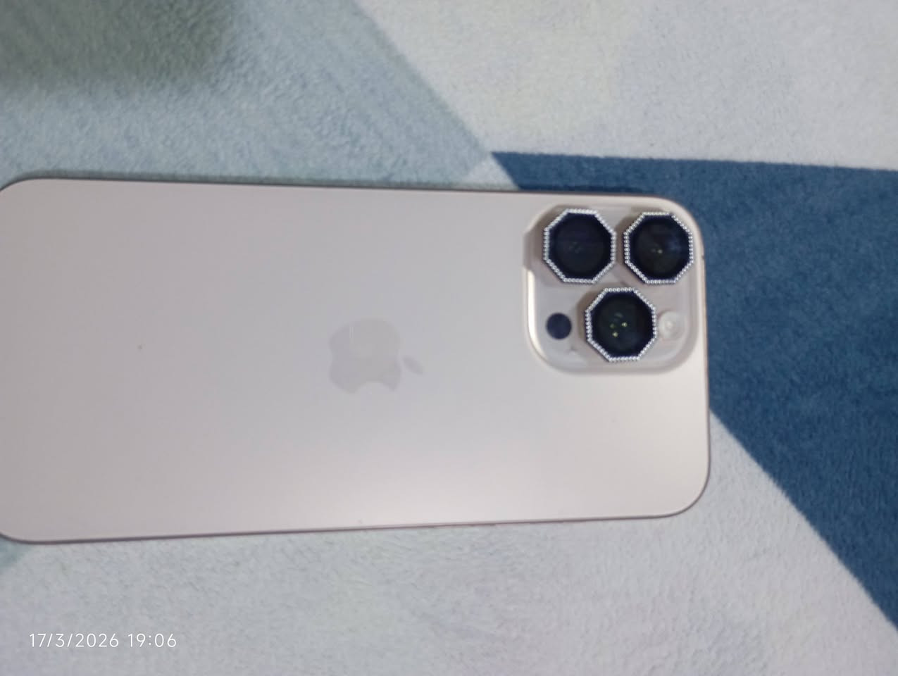 سلام عليكم
ايفون ١٦برو ماكس على وضع الشركه 
ذاكره ٢٥٦
بطاريه٩٣
السعر مليون٣٠٠
بكاني بغداد
رقمي ***********
