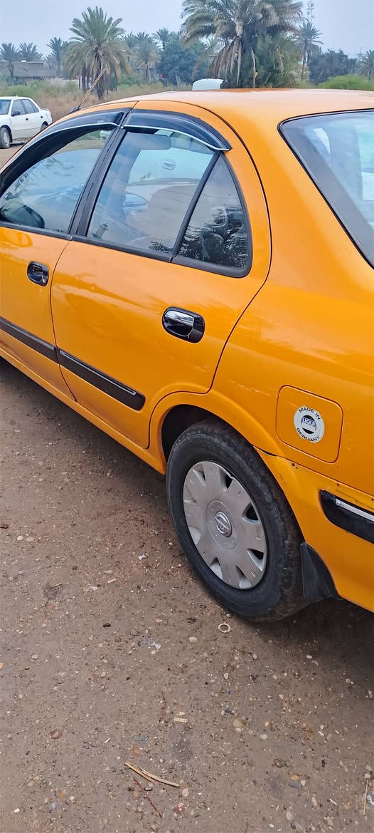 السلام عليكم عندي سني للبيع
موديل 2002
رقم بغداد 
السعر 60 وبيها مجال بسيط 
التواصل عله الرقم 
***********
