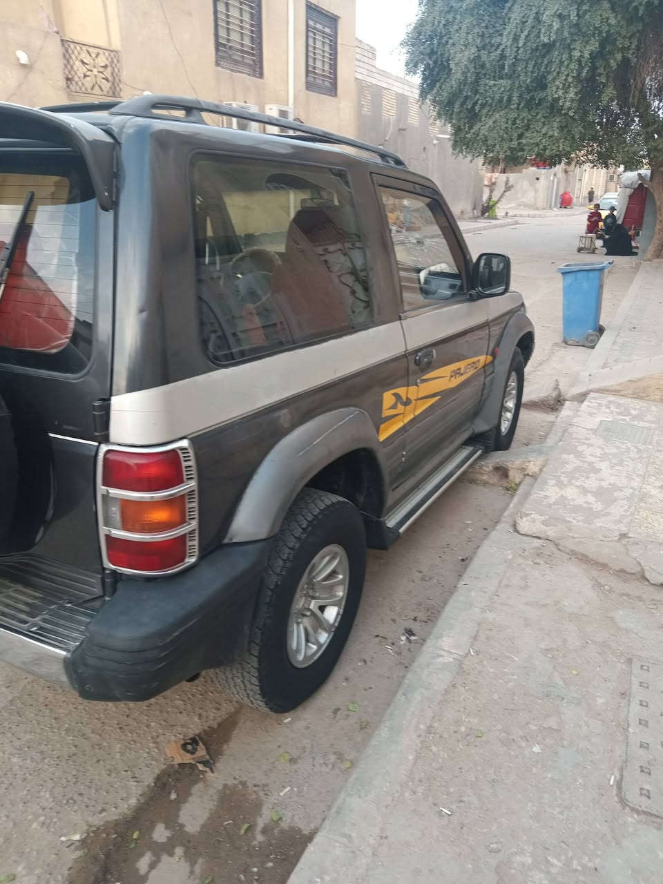 من رخصة لدمن باجيرو موديل92 تك باب ربع كير ومكينه 2500 ففيتي مكاني ميسان العماره السعر 37 رقم بصره


**إذا كنت صاحب هذا الإعلان وتريد حذفه لأي سبب، رجاءا أرسل رسالة إلى الدعم الفني**