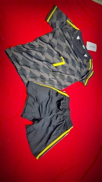 تراكات • أطفال • قطعة