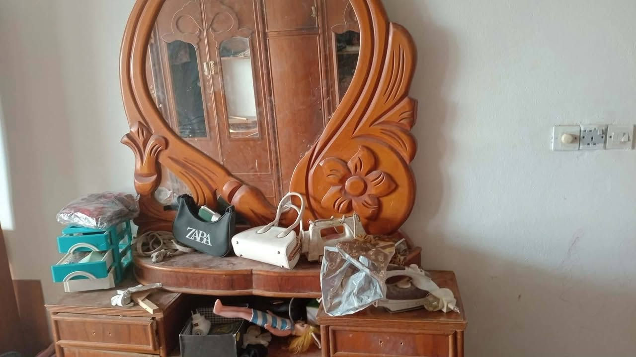 السلام عليكم غرفه نوم نظيفه بس جام يرادلها السعر 350


**إذا كنت صاحب هذا الإعلان وتريد حذفه لأي سبب، رجاءا أرسل رسالة إلى الدعم الفني**