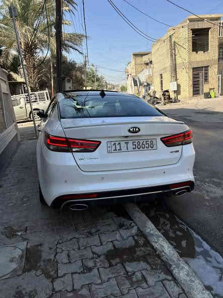 السلام عليكم للبيع أو مراوس
اوبتما 2016 خليجي GT lien فووول إلاخير  5 كامرات 
مكينه 2.4 GDi 
مواصفاتها معروفه اعله فئه بل اوبتما 
داخل قرميدي أصل 
كشناات كهربائية+تدفئه تبريد + حزن وضعيات + ترحيب 
شاشه كبيره بلاد سستم صوت هارمن/كاردن + GPS 
بنوراما 3 طكات + سقف كنتارا اسود بلاد 
خارج لون ابيض رقم بغداد باسمي سنويه 29 
السياره جاهزه الاخير ما بيها نقص واحد 
كير محرك حداديه كفاله 
السياره عليها إدامه كامله من حداديه ونضام والوقود  
بيها ضرر بل عراق قطعتين تبديل نفس اللون ونص قطعه صبغ بدون دواخل السياره تحتاج ترتيب خارج فقط مثل بوليش وترتيب بسيط 
مكاني بغداد الدورة 
السعر 155,,, والي ميعرف فئتها لا تقارنها بامريكيه أو خليجي فارغه أو راكضه 
متواجد واتساب 
هــ***********
