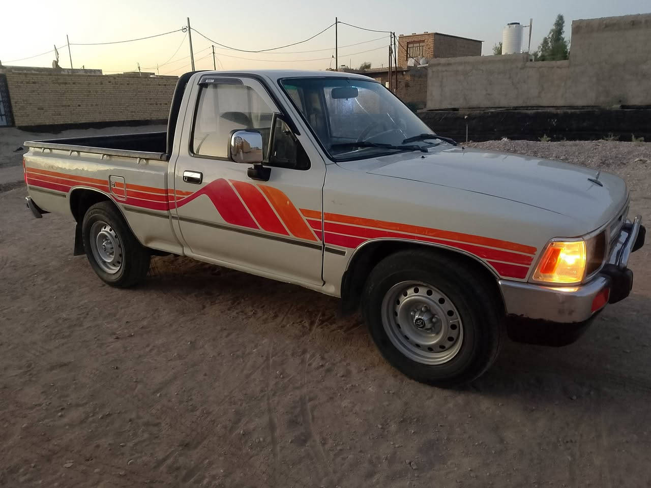 السلام عليكم للبيع بيكم موديل 93 رقم بابل سنويه لل 27
سياره نضيفه تحويل مباشر مكان ديوانيه السياره بأسمنه
السعر 57 وبيه مجال للأستفسار الاتصال على الرقم ***********
