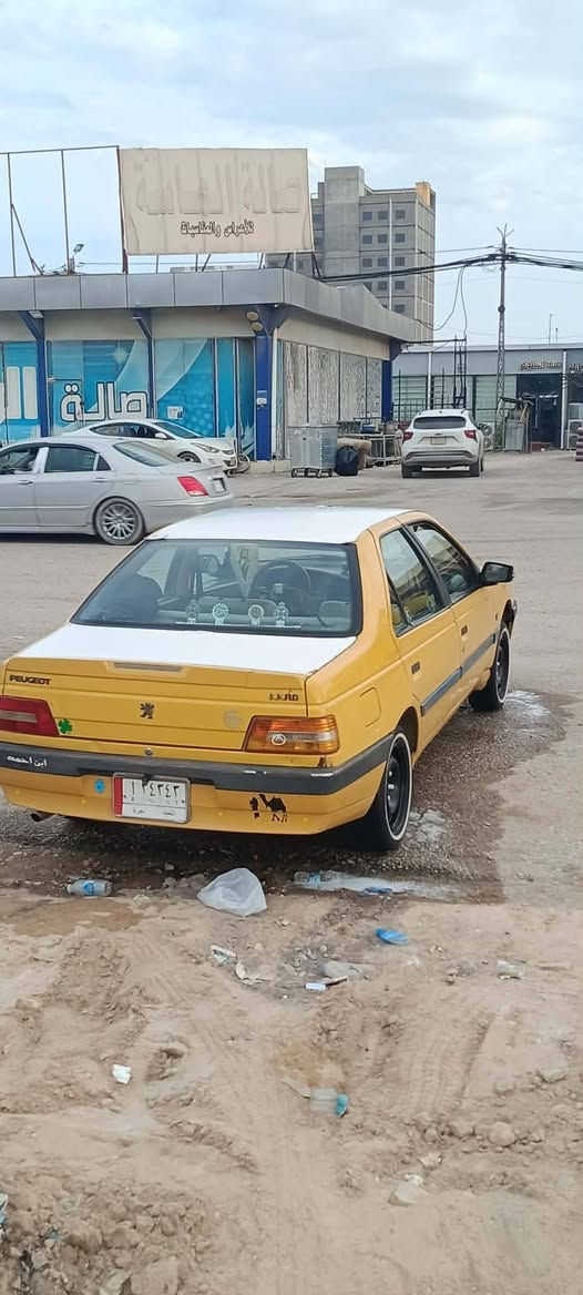السلام عليكم بيجو اكد للبيع موديل ١٦ السعر ٣٥ وبيهة مجال الاستفسار ***********
