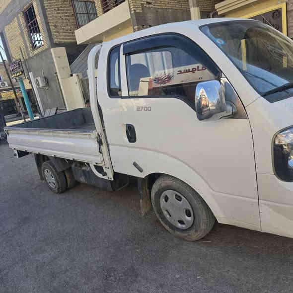 سلام عليكم كيا حمل للبيع موديل ١٥ تحويل ثاني يوم سيارة نضيفه سعر دفتر [١٠٠] ورقه ***********
