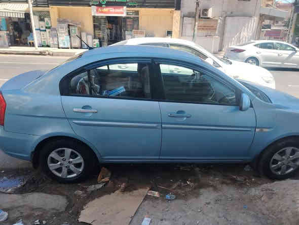 السلام عليكم شباب من رخصت الادمن عندي اكسنت 2010 وارد خليجي ماشيه 218 كم وقابل للزياده السيارة نظيفه واستعمال بيت وعلى أيدي بيه ملاحظات بسيطه مكاني منطقة العلاوي قرب سينما بغداد السعر ٧٨ ولجايني ماقصر وياه ورقمي *********** ابو أمير
