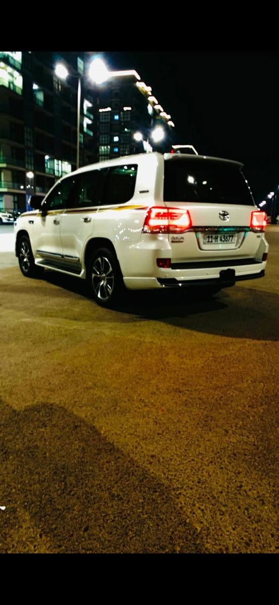 🚗 تويوتا لاندكروز VXS بريم 2020
🔥انسب لاندكروز 
🔹 ماشية 78 ألف كم
🔹 رقم بغداد – تحويل مباشر
 استعمال شخصي
 السيارة نظيفة جداً ومكفولة من الصبغ فقط الصور مع السونار 
فئة بريم
فتحة سقف
جلد قرميدي 
خمسة كامرات السياره
📍 بغداد حي العامل
***********
بيع سريع
