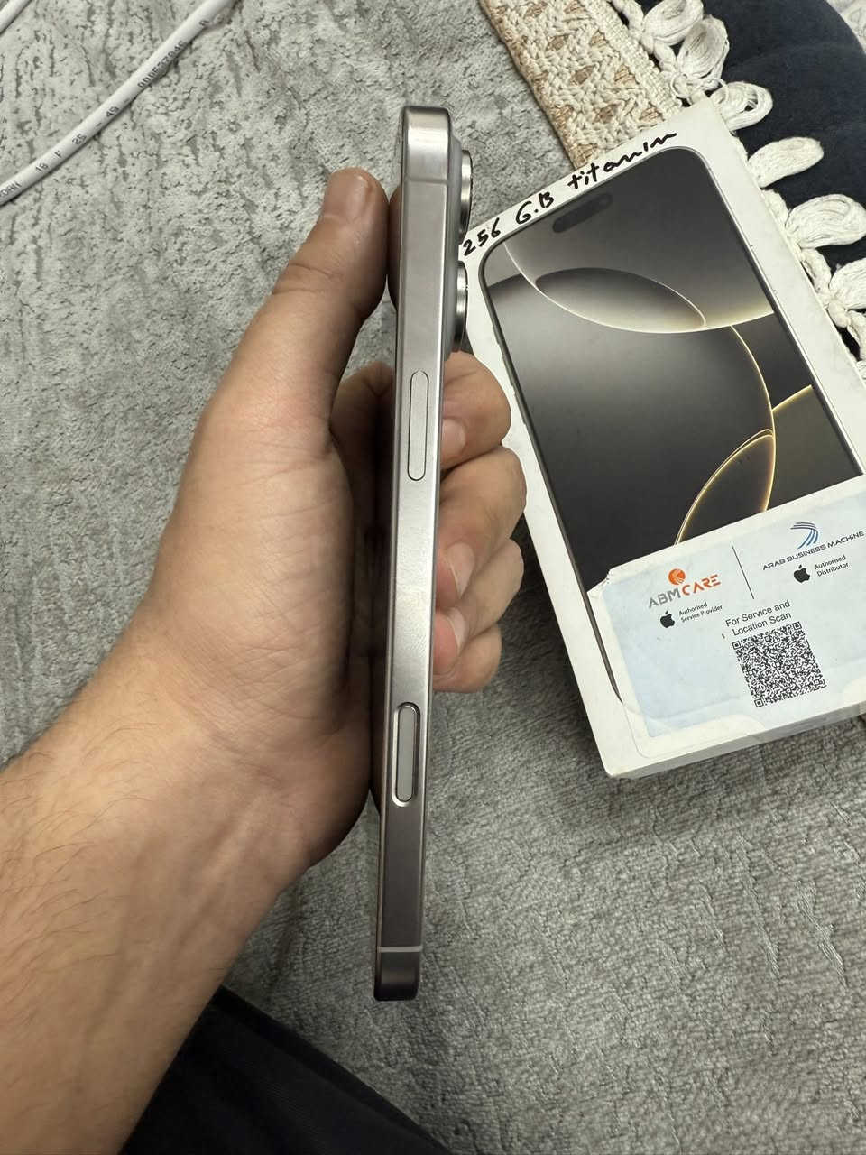 السلام عليكم
للبيع ايفون 16 برو ماكس تيتانيوم
ذاكره 256 
بطلريه 93
وتر بروف الجهاز مكفول 
السعر 1350 الف مجال بسيط
مكاني بغداد مجمع الصالحيه 
***********
