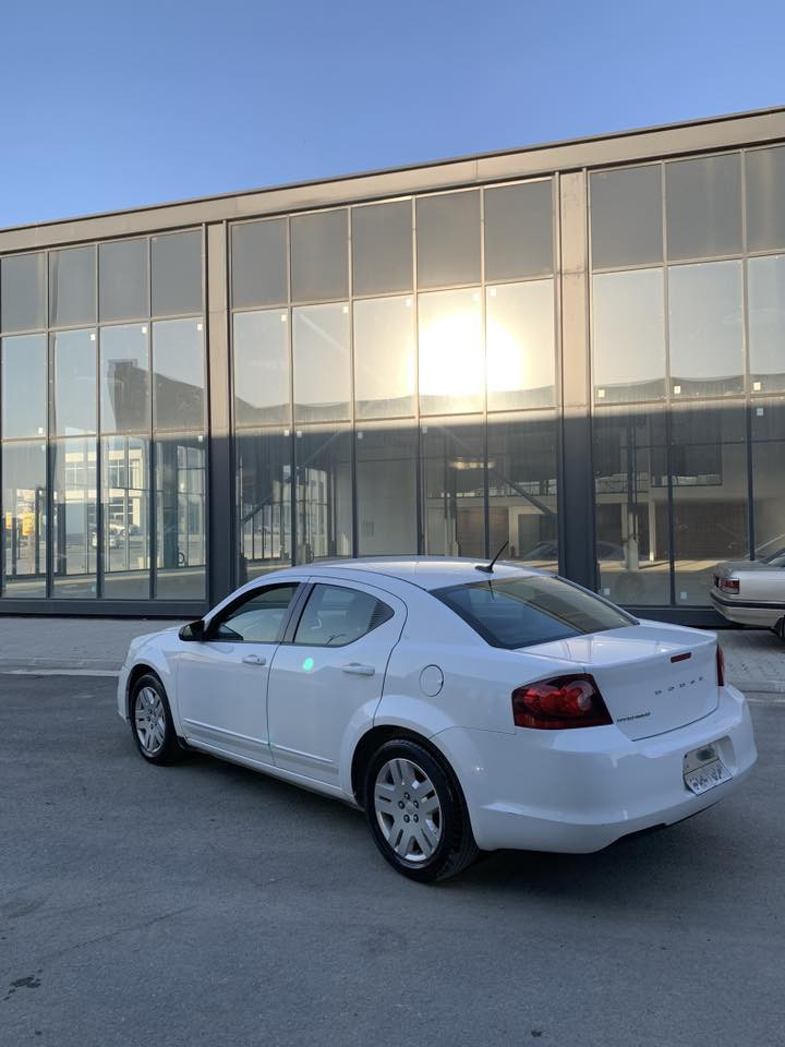 دۆج ئەڤێنجەر ٢٠١٢  ئۆتۆماتیک بێبۆیاخ بێسارد تەنها یەک قوپاوی هەیە
مەکینە ٢.٤ی مەرغوب
چوار تایەی تازەی لەسەرە سەیارەکە ڕێکو پێکو بێ مەسرەفە نمونەیە لەجوانی  وپاکی  چوار جام کارەباو ئاوێنە کارەباو سوکان ڤۆلیۆم تەحدید سورعەو تراکشن کۆنترۆڵی هەیە

نرخ:(٩٠)گەڵاو کەمێک مەجال
ژم:***********
شوێن سلێمانی
