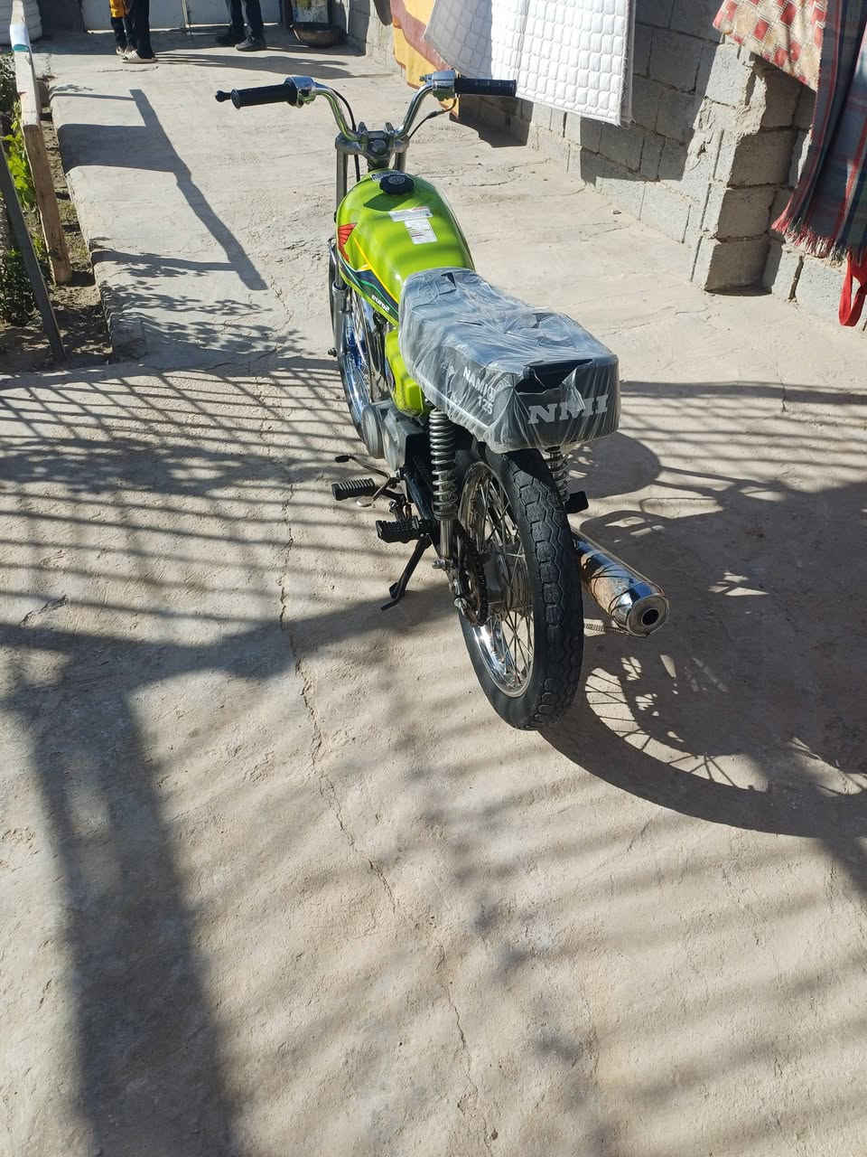 من رخصت الادمنية دراجة اربعة كير كلك كلك كلك اتكفلك عشاير وقانون مالتي واوراقي ضاعن وبيع كلك 2018 مكينة ناعة شايلة روحها دراجة شوفت عينك عنواني كربلاء حي الجهاد سعرها 300 وبيها حك الجية ***********
