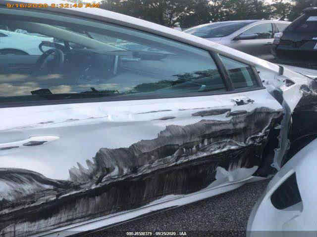 كورلا  للبيع والمراوس باقل منه موديل 2020 مواصفات le كير محرك صدر تخم تاير تبريد كله مكفول  حادثه مرفقه الصور وجاهزه مكان بالغزاليه والرقم *********** بغداد
