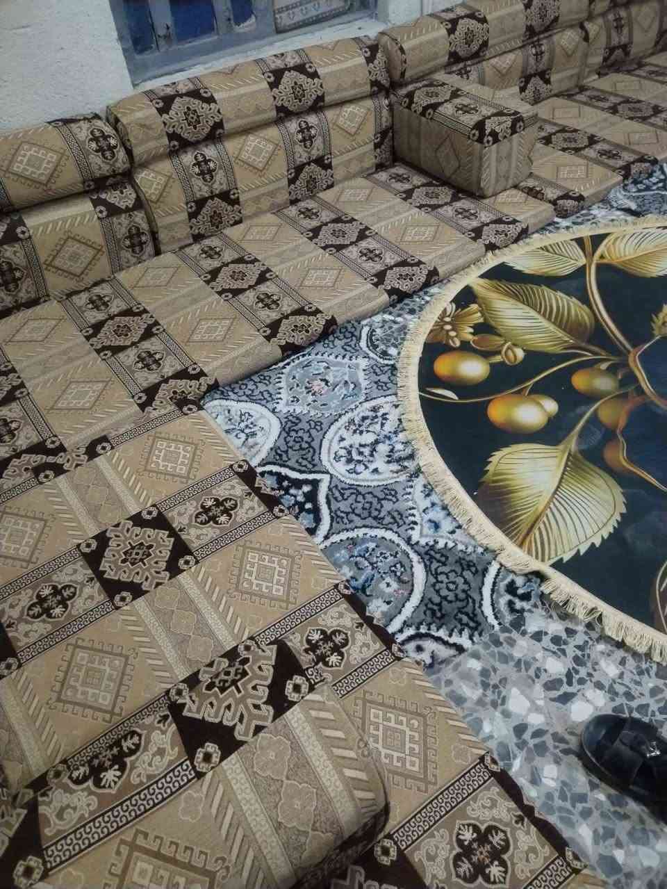 .. جلسة عربية كويتي اصلية وجهين نفس القماش مستعمل نضيفة 19 متر 9 منادر 18 ضهر 2 زواية تكيات 8 السعر 300 العنوان البصرة الجبيلة شارع السايلو قرب كرفان المختار *********** البصرة, العراق
