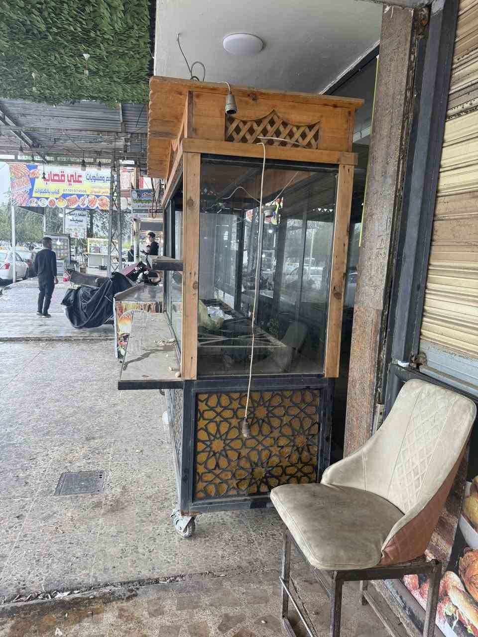 سلام عليكم عربانه للبيع  مأكولات سريعه قياس عرض 80 طول مترين نص هاد رقمي خابرني تدلل ***********
