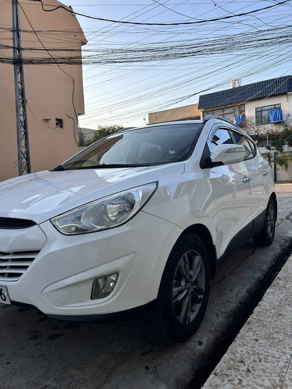 السعر 157 وبيها مجال رجاء ً اقراء تفاصيل وخابرني
السلام عليكم للبيع فقط نقد بدون قسط او مراوس 

توسان موديل 2014 رقم اربيل باسمي هزة وسنوية جدد 

لايتات زينون عالي ناصي 

طخم تاير + ويل كب كروم 

ماشية 147 الف 

كير مكينه بشرط سبانه ما مضروبه 

تبريد وتدفء بشرط 

داخل جوزي 🤎

بدون صبغ بدون ضرر كفالة عامة حتى دعاميات ( فقط بيها مكان كارت ومكان بارد )

السيارة مال بيت وكلها كفاله 

مكاني موصل الايسر 

***********
واتساب موجود 

السعر 157 وبيها مجال لشراي
