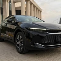 تۆیۆتا کراون 2025 هایبڕێد  سفری شەریکەی جیهان  خۆم بە سفری ڕامکێشاوە  ...