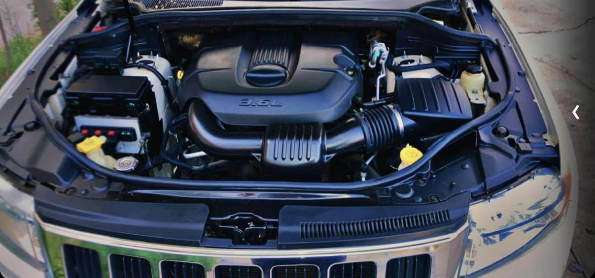 بسم الله الرحمن الرحيم 

جیب لاریدۆ ٢٠١١ 
سەیارەکە زۆر جوان و تازە ماوەتەوە 
تەنها بۆنیتی بۆیاخە بێ ناو گرتن قرچیشی نیە 
ئێرباگی نەتەقیوە 
٢ پەڵە ساردی هەیە دەرگای سایەق و پشتی سایەق 
سەیارەکە مەکینە و گێڕ و کارەبای بە شەرت زۆر تازەیە و مەکینەشی بە شەرت نەکراوەتەوە 
٢٤٠ هرزار ڕۆشتووە هەقیقی 
سەیارەکە هی دەسی خۆمانە و نزیکی ٥ ساڵە لای خۆمانە بێ مەسرەفە و بێ نوقسانیە…
نرخی ١٦٧ گەڵا و معامەلەیە 
*********** السليمانية, العراق
