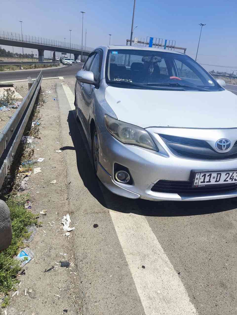 السلام عليكم كورلا للبيع موديل 11 S امريكي حادث امريكا بابين السايق والخلفي بيها جراد السياره تصبق حزام جماليه بقت يمك مكينه 1800 تبريد ثلج ايرباك سليم شواصي الغود وحوض كلها مكفوله مواصفات تحكم استيرن جيهتين شاشه كامره خلفيه فتحة سقف شقاله طكتين اشاير مري السعر 90 بيها مجال جدا بسيط مكان بوغريب السريع الدولي مال الرضوانيه للاتصال /***********/بيه واتساب)
