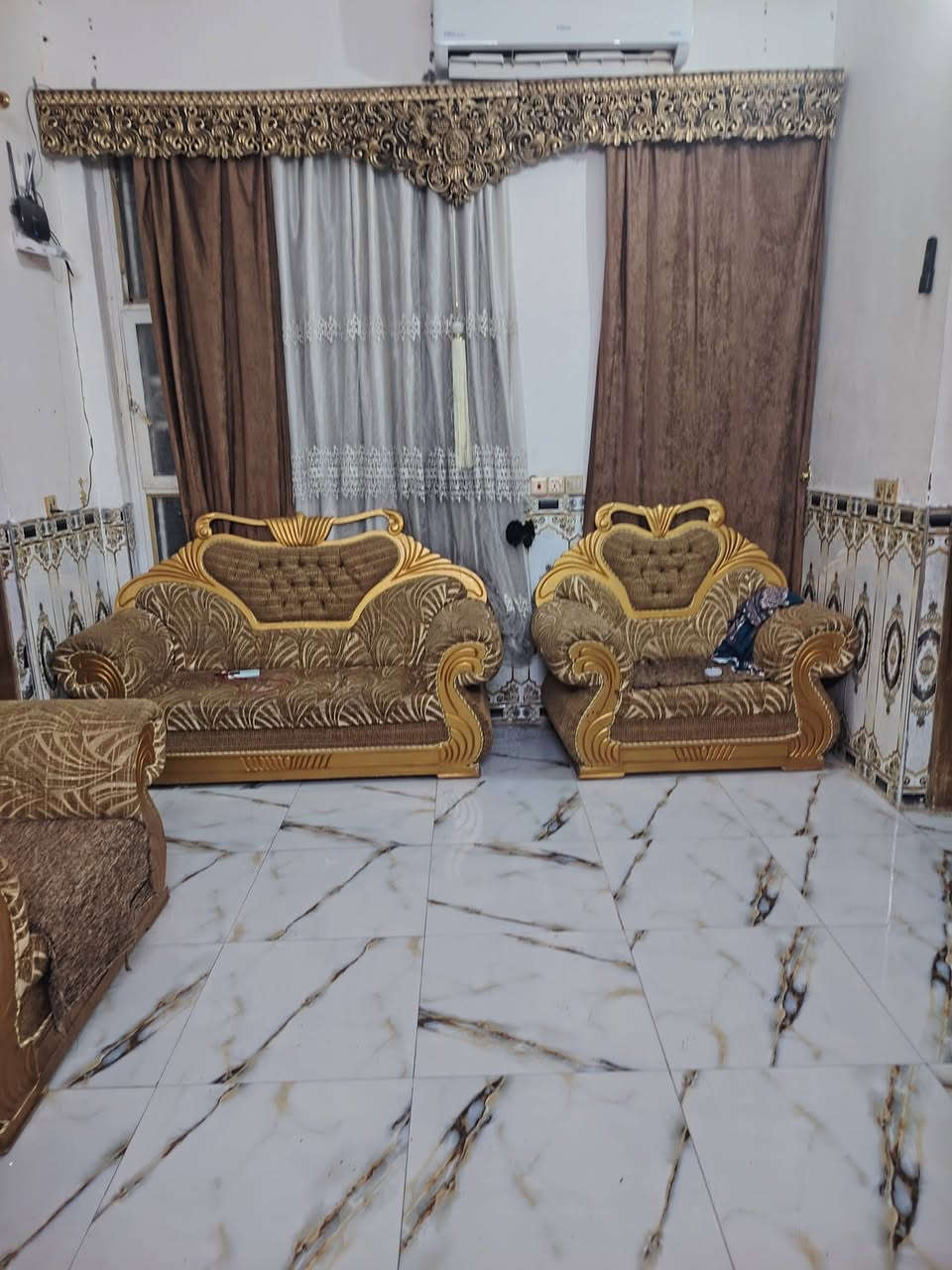 بيت للبيع طابو صرف
150متر  الشافعيه حي الزهراء 
مقابي المنتزه  الستفسار 📞***********
