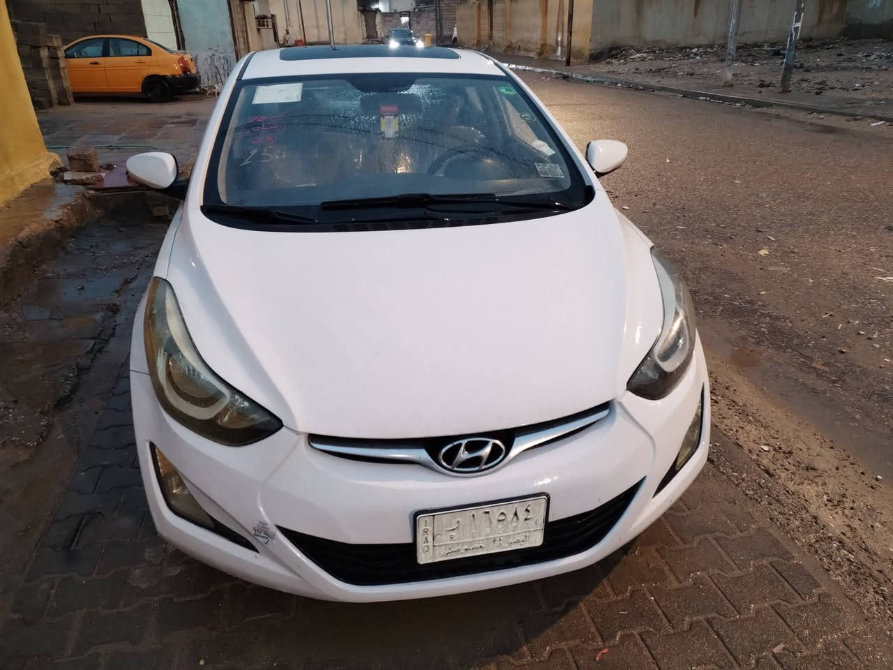 السلام عليكم لنتر مديل 2015 جاهزه مكينه كير  1800 كفليه رقم بصره العنوان بصره السعر ١١٠ بيه مجال شي بصيط (*********** )
