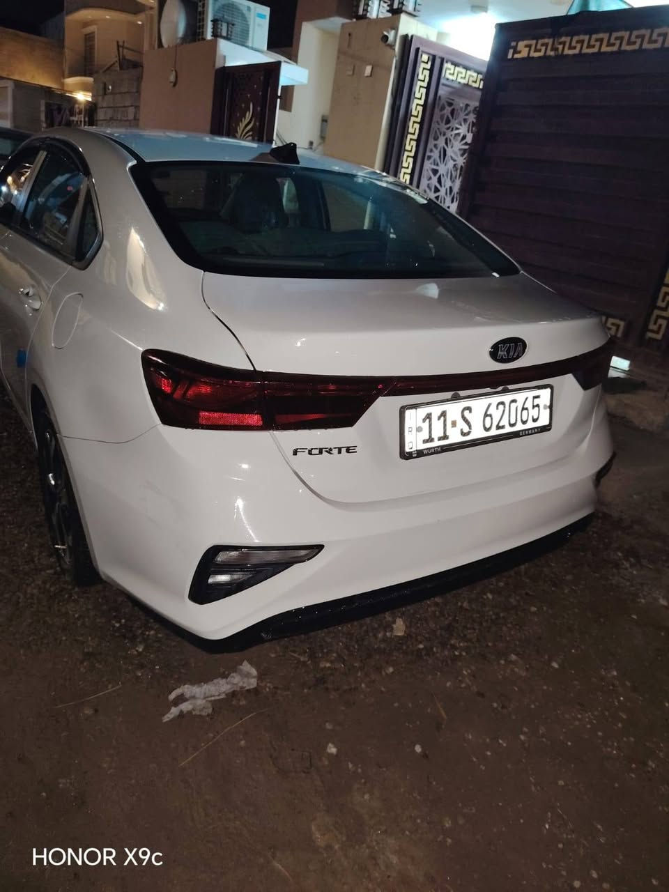 كيا فورتي 2021 مكينة كير مكفوله ضرر أمامي بالدعاميه مبدله صبغ فقط نص قطعه حافة الجامرلغ الخلفي والسونار موجود بأسمي تحويل مباشر رقم بغداد رقمي *********** السعر 138
