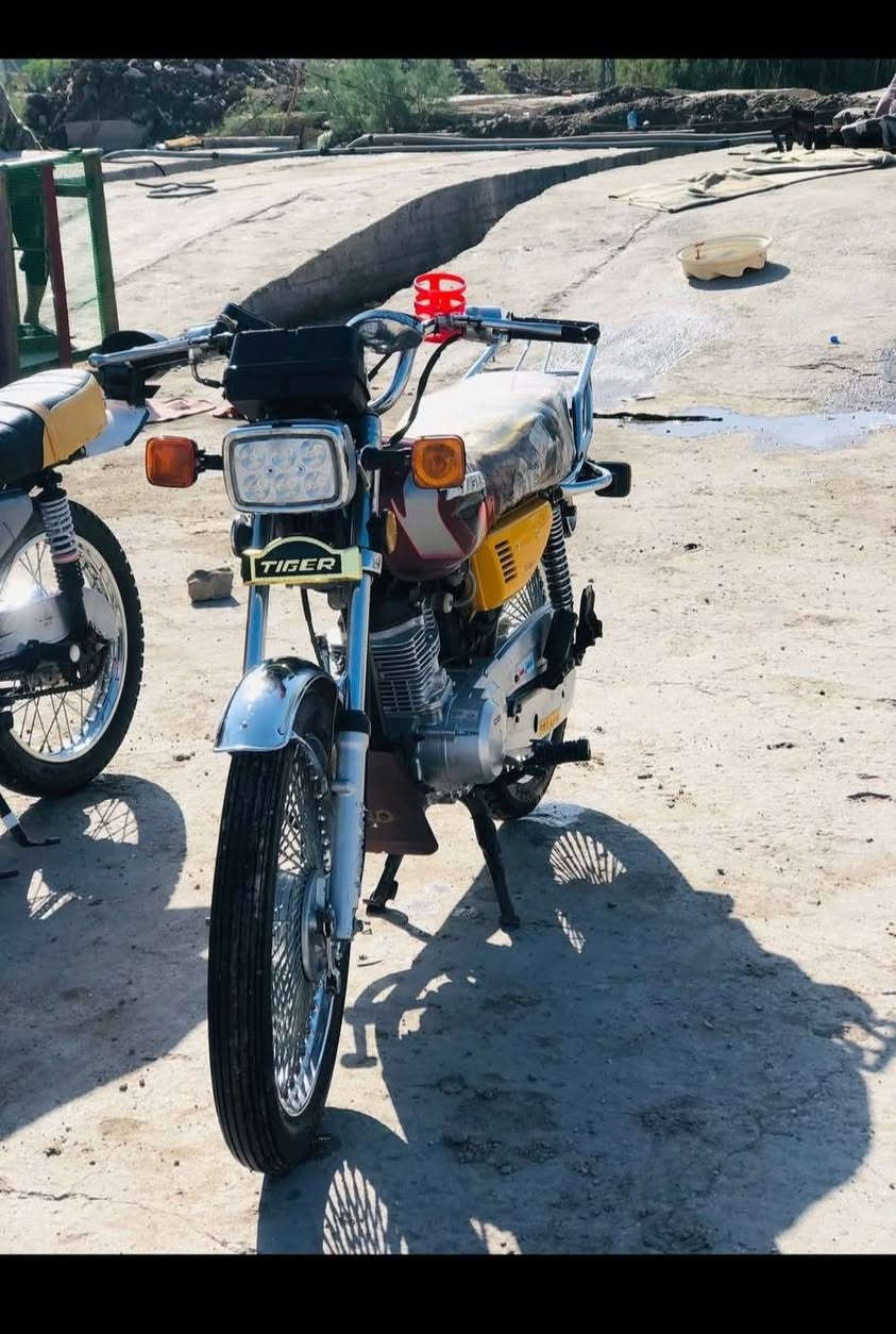 سلام عليكم دراجه تايكر مديل 2020اوراق سكنر مامفتوحه سعر خاص مكاني دوانيه عفك ***********
