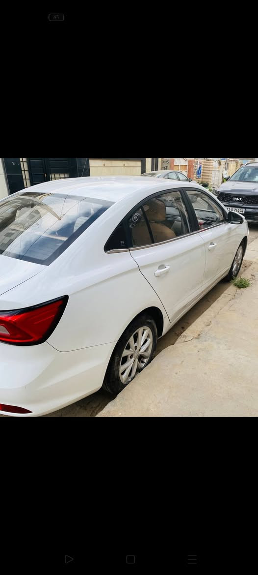 MG 5
موديل 22
تايرات جديدة
بطارية جديدة
تبريد ممتاز
كاميرا حساس خلفية  
بصمتين 
ابواب كهربائيه
كير اوتوماتك
لد امامي وخلفي
نظام ايكو
كشن مخمل بيجي 
كاميرا جوانب كهربائيه
تشغل تليفون اندرويد وايفون
ماشيه 83 وقابل للزيادة  للاستفسار الاتصال على الرقم
***********
